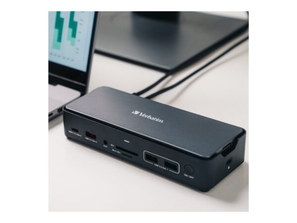 253f256b-5ca3-443e-8587-2dc71f4306f3 VERBATIM USB-C Pro Docking Station 15