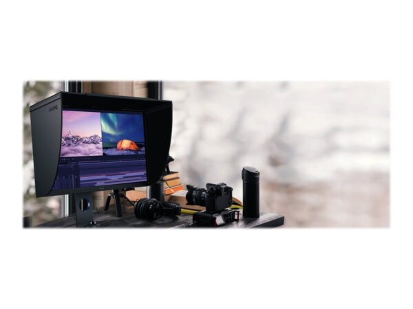 9066dab4-efb4-4d1d-b217-d22858caaa7c BENQ SW321C 32inch photographer monitor