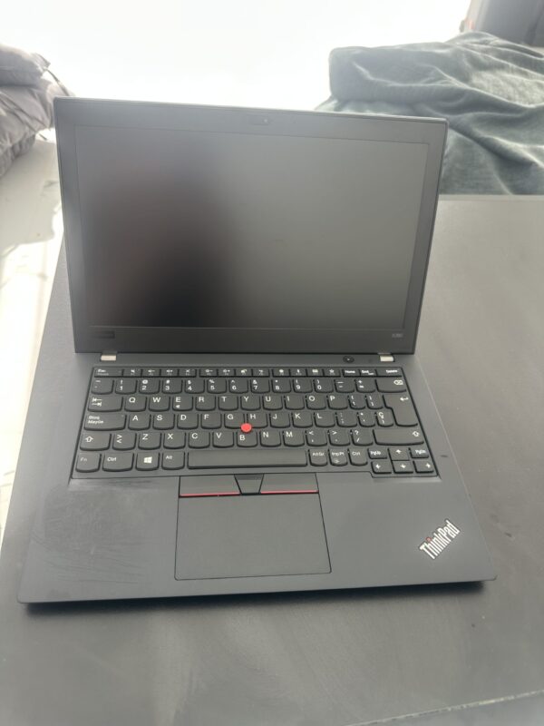 IMG_3322 Lenovo ThinkPad X280 i5 / 8GB RAM / 256GB SSD