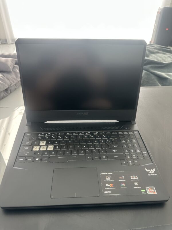 ASUS TUF FX505DT RGB i5 / 16GB RAM / 256GB SSD / GTX 1650