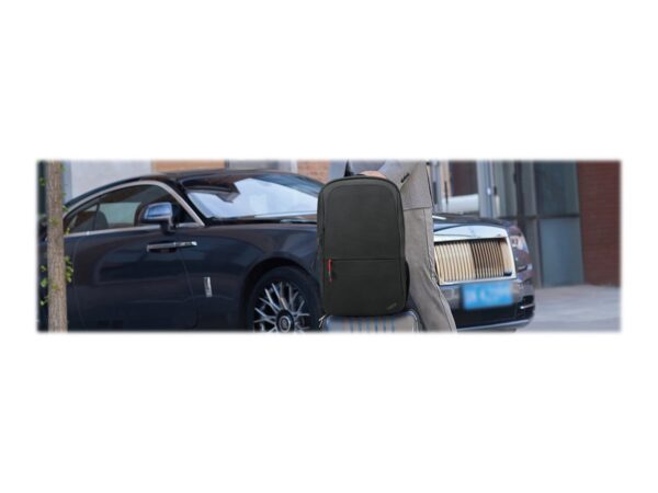 b52ac4d8-e541-412f-b0da-1d12548312c8 LENOVO TP Essential 16inch Backpack