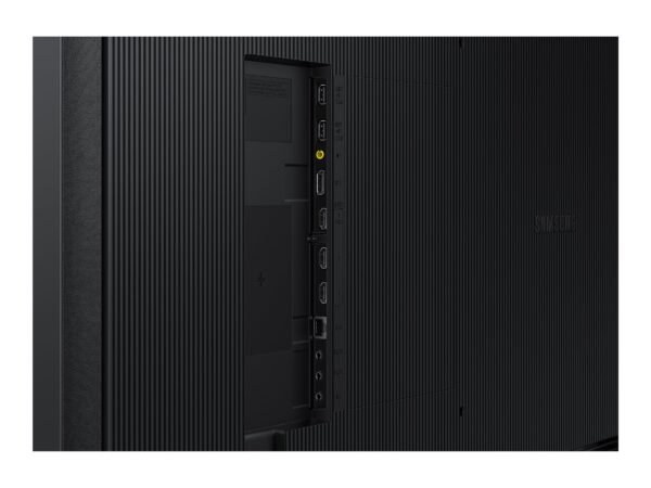 ca644d6f-cca6-4bfd-9501-9a10324382c8 SAMSUNG QM85C 85inch UHD 24/7 500nit