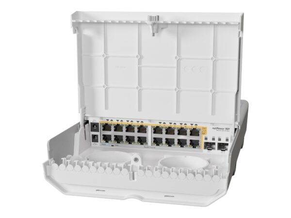 f1f5a00a-aedd-4115-b37b-c533414e73aa MIKROTIK netPower 16P 18 port Switch